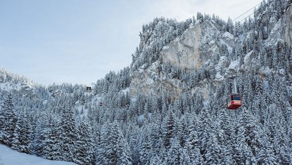 Luftseilbahn Elsigenalp, Adelboden-Lenk-Kandersteg