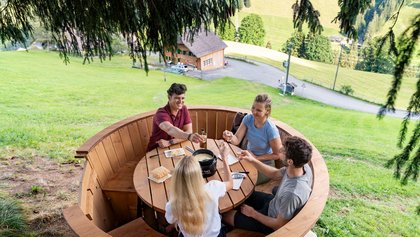 Fondueland Gstaad, Ferienregion Gstaad