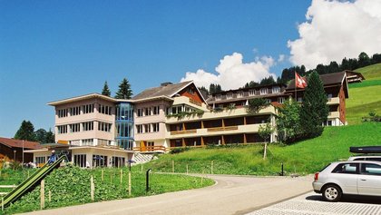Ferien- & Familienhotel Alpina