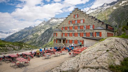 Alpinhotel Grimsel Hospiz im Sommer, Grimselwelt, Jungfrau Region