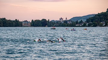 Schwimmen am INFERNO Triathlon im Thunersee