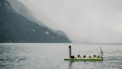 Pirate Bay Hot Boat auf dem Brienzersee, Ferienregion Interlaken 