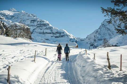 Schneeschuhlaufen Griesalp im Kiental, Adelboden-Lenk-Kandersteg