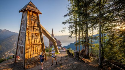 Panorama Spielplatz & Viewpoint Harder Kulm, Ferienregion Interlaken
